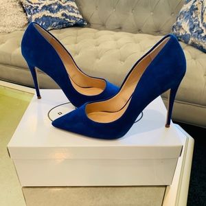 Steve Madden Blue Velvet Heels